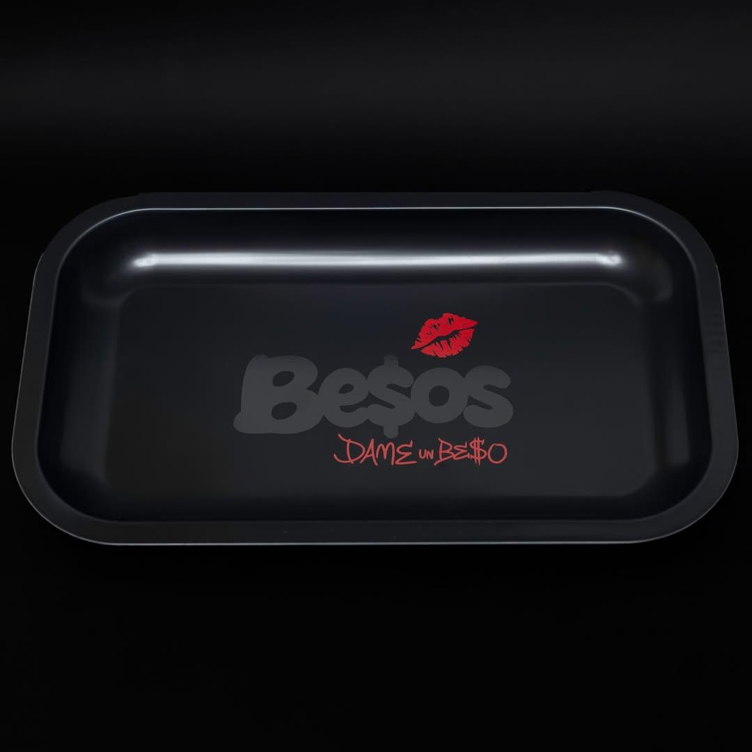 besos tray