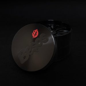 besos toothless grinder