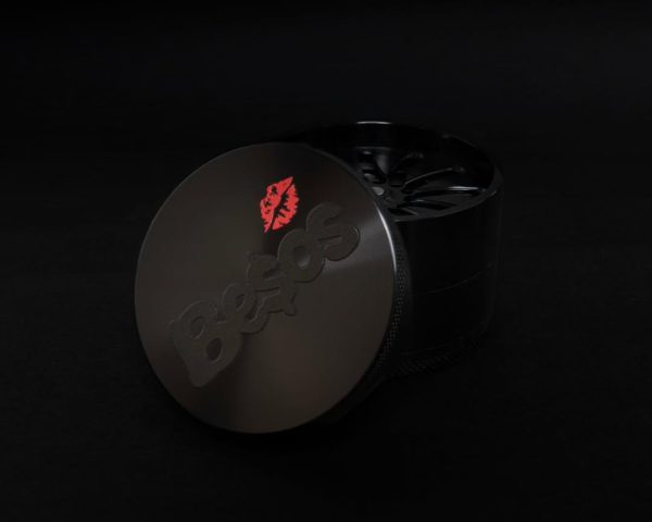 besos toothless grinder